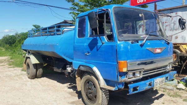 รถน้ำ hino FB เครื่อง HO7C เกียร์ HO เบรกจิฟฟี่ พวงมาลัย เพาเวอร์ สภาพพร้อมใช้งาน เครื่งดีคันชีสวย เอกสารครบ