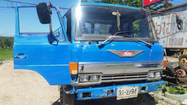 รถน้ำ hino FB เครื่อง HO7C เกียร์ HO เบรกจิฟฟี่ พวงมาลัย เพาเวอร์ สภาพพร้อมใช้งาน เครื่งดีคันชีสวย เอกสารครบ