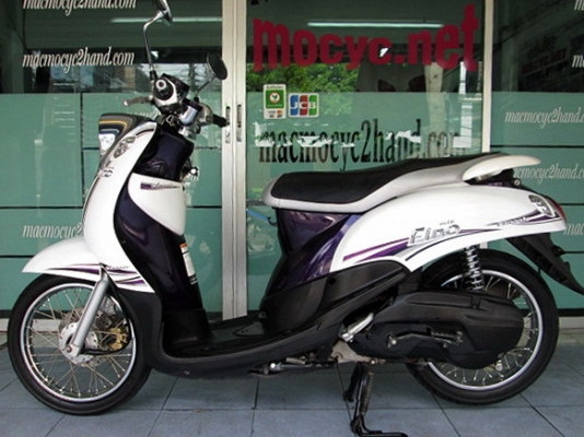 Fino คลาสสิค สีขาวม่วง สีขายดี รถเดือน กรกฏาคม ปี55 ไมล์ 9 พันโล  แถม 3 รายการ 22900