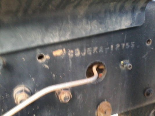 MEGA500หน้ากากขาว กระบะดั้มสามมิตร 6เกียร์ มือเดียวป้ายแดง