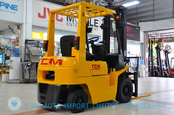 ขายรถโฟล์คลิฟท์มือสอง TCM  รุ่น FG15 ราคา 155,000 บาท นำเข้าจากประเทศญี่ปุ่น 100\% ไม่เคยใช้งานในไทย