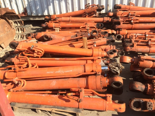 ******Hydraulic Cylinder ZX200******