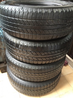 ยางกะบะ ขอบ 16" 215-70R16 ปี 12(4112)Goodyear Wrangler สภาพสวยๆ 4 เส้น ขาย  2,200บาท สนใจโทร 062-121-9299 / 089-982-1138