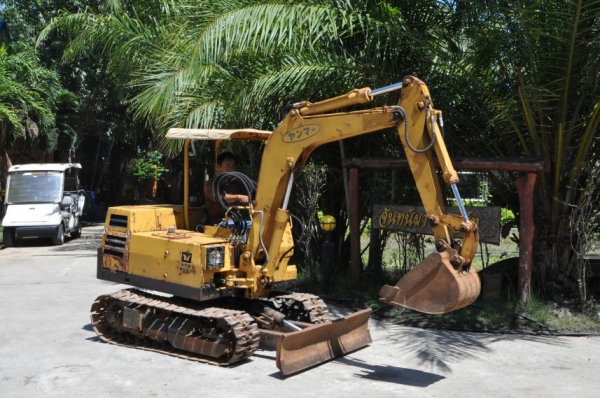 ลดกระหน่ำ!!ขายแบคโฮ YANMAR YTB800 เดิมจากญี่ปุ่น ทำงานสมบูรณ์ทุกระบบ รับรองไม่ผิดหวัง 110,000 เท่านั้น!!