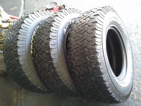 BF All 31/10.5/15 ปี10 สภาพดี 3เส้น ***ขายเส้นละ 2000***