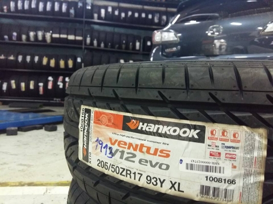 HANKOOK V12 205/50R17 เส้นละ 2,500 บาท