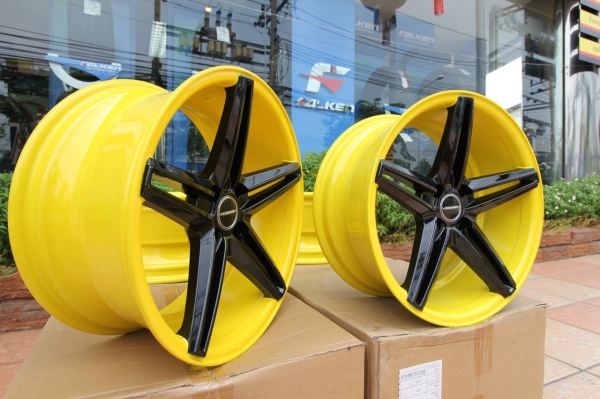 VOSSEN CV5 ขอบ17X8 4H100 วงละ 3,800 บาท