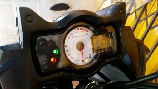 ขาย versys 650 ABS ปี 2011 ทะเบียนแท้