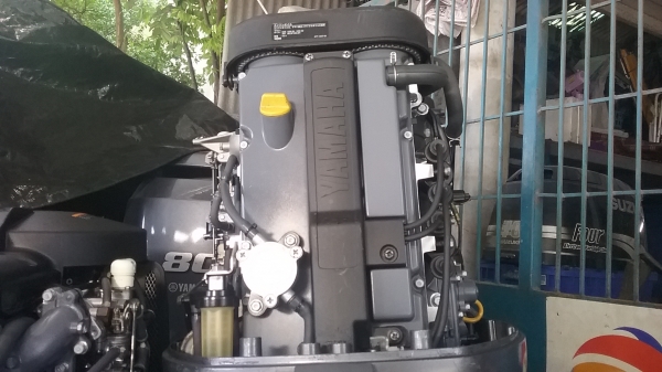 เครื่องเรือ   yamaha 100 hp fourstroke