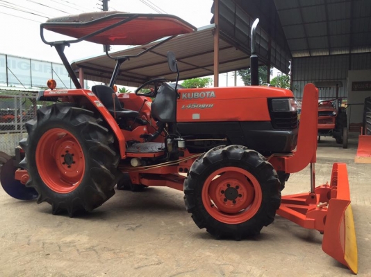 ขายรถไถKubota L4508DI (4WD) พร้อมใบมีดหน้าและผานพรวนLCS 24x6 ใหม่รถพร้อมใช้งาน