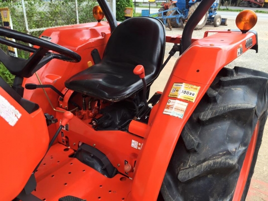 ขายรถไถKubota L4508 (4WD) พร้อมใบมีดหน้าและโรตารีช้าง รถพร้อมใช้งาน