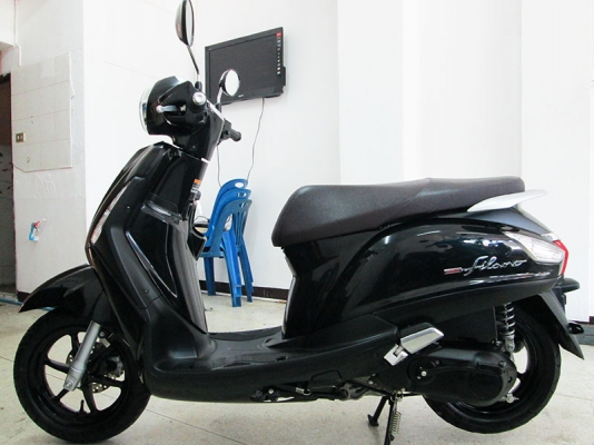 ขาย Grand Filano ปี 2015 รถผู้หญิงใช้ เครื่องหัวฉีดประหยัดน้ำมันสูงสุดถึง 60 กม./ลิตร