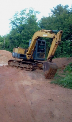 KOMATSU  PC 60-5  รถสวยๆสภาพ พร้อมใช้งาน  ราคา  320,000 บาท