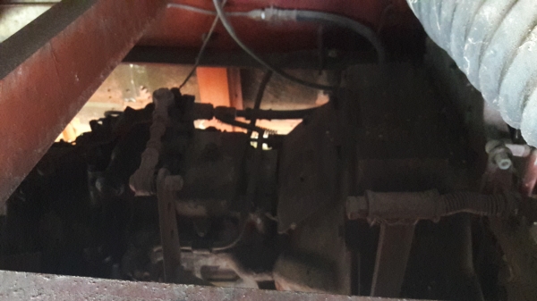 ขายรถบัสชั้นครึ่งพัดลม  เครื่องดี