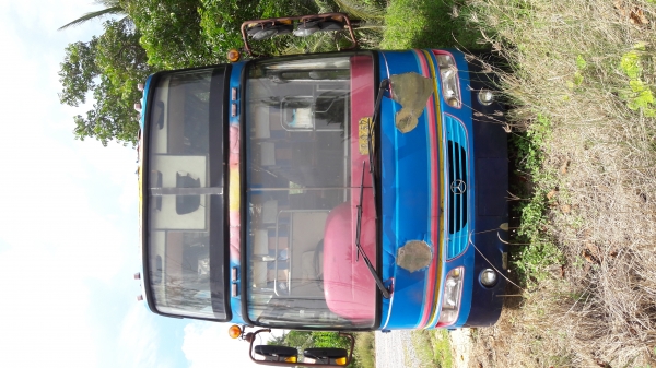 ขายรถบัสชั้นครึ่งพัดลม  เครื่องดี