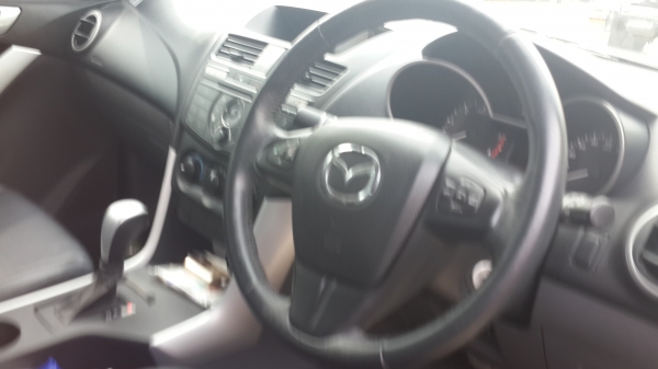 ขายรถมาสด้า BT 50 เกียร์AUTO 480,000บาท ขายรถมาสด้า BT 50 เกียร์AUTO 480,000บาท