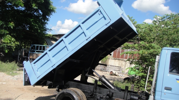 ISUZU NKR ดั๊ม3คิว เครื่อง100แรง แอร์ เพาเวอร์ ฟิล์ม ภาษีเต็มปี รถพร้อมใช้ ราคาถูก