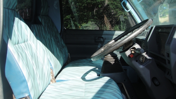 ISUZU NKR ดั๊ม3คิว เครื่อง100แรง แอร์ เพาเวอร์ ฟิล์ม ภาษีเต็มปี รถพร้อมใช้ ราคาถูก