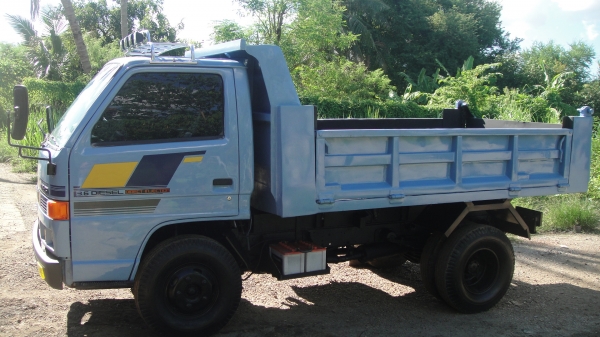 ISUZU NKR ดั๊ม3คิว เครื่อง100แรง แอร์ เพาเวอร์ ฟิล์ม ภาษีเต็มปี รถพร้อมใช้ ราคาถูก