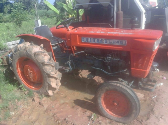 27000บาทลดสุดๆครับ Kubota L240เพลาเดียวเกียร์ดี หางดีมาก ยกดี ตัวเปล่าราคาเบาๆครับ
