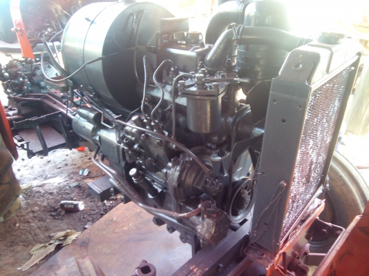 27000บาทลดสุดๆครับ Kubota L240เพลาเดียวเกียร์ดี หางดีมาก ยกดี ตัวเปล่าราคาเบาๆครับ