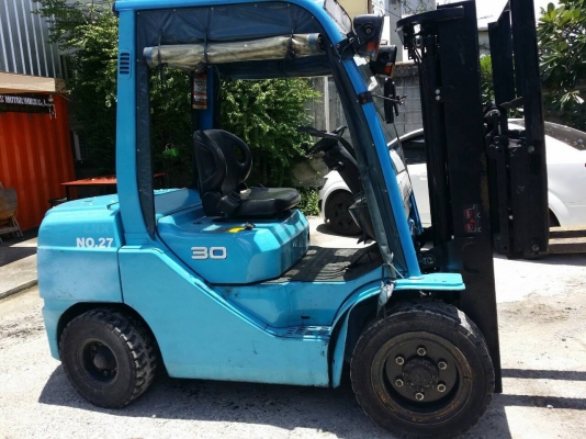 +++ ขายโฟล์คลิฟท์  TOYOTA 8FD30  รุ่น 8  (รถนอก สภาพดี)  ขนาด  3  ตัน    เครื่องยนต์ดีเซล  เสา  3  เมตร  งาเลื่อนซ้าย+ขวา  เกียร์ออโ่ตเมติค  ยางตันครับ