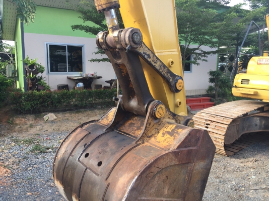 รถขุดPC200-7 ปี2010. เอกสารเล่มทะเบียนเต็ม รถสวยดี 10098 ชม.