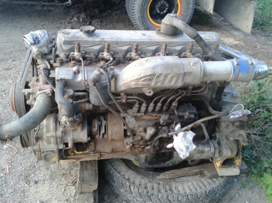 ขายเครื่องHO7D 195แรง ราคา75000 ต่อรองได้