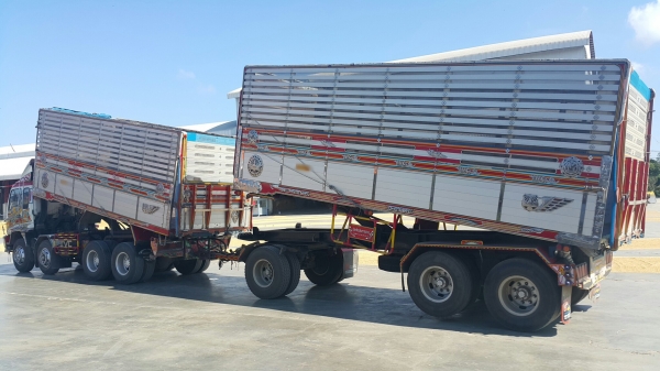 ขายรถ 22 ล้อ แม่.ลูก คอกเกษตรเนียมดั้ม อู่.ธวัชชัย ISUZU 320 ปี.50 รถสวยมากๆราคา.2250000 ต่อรอง สนใจรีบโทรจองด่วน