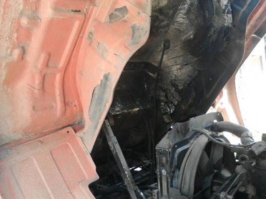 รถอีซูซุ 10 ล้อ หลังถนน FVM  175 แรงม้า.    สนใจติดต่อ  081 - 6079515