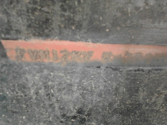 รถอีซูซุ 10 ล้อ หลังถนน FVM  175 แรงม้า.    สนใจติดต่อ  081 - 6079515