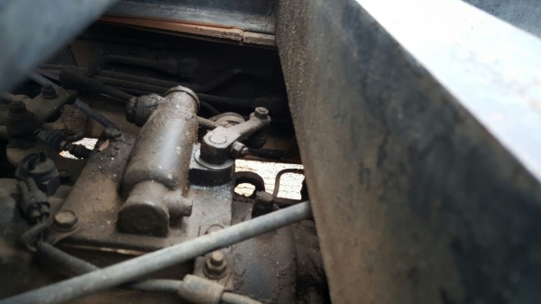 รถฮีโน่ 6 ล้อดั้ม FC4J  145 แรงม้า. ปี 42.      สนใจติดต่อ  081 - 6079515