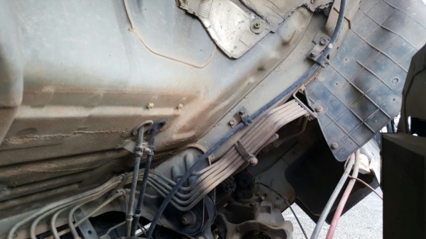 รถฮีโน่ 6 ล้อดั้ม FC4J  145 แรงม้า. ปี 42.      สนใจติดต่อ  081 - 6079515