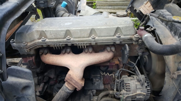 รถฮีโน่ 6 ล้อดั้ม FC4J  145 แรงม้า. ปี 42.      สนใจติดต่อ  081 - 6079515