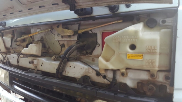 รถฮีโน่ 6 ล้อดั้ม FC4J  145 แรงม้า. ปี 42.      สนใจติดต่อ  081 - 6079515