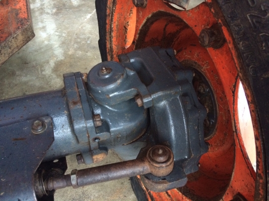 รถไถ KUBOTA  M5000. / 2 เพลา.   ( รถทำงาน 4,xxx กว่า ชม. )     สนใจติดต่อ   081 - 6079515