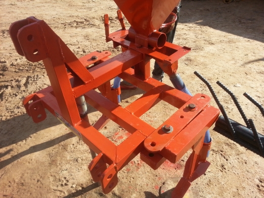 ขายลิปเปอร์2 ขาพร้อมถังหยอดปุ๋ย