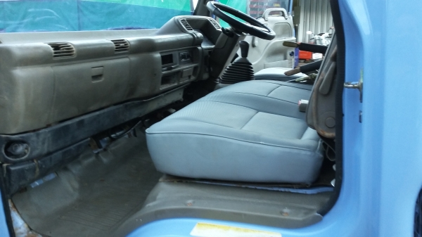 ขายหกล้อดั้มพ์ ISUZU NPR66LX-120HP เเอร์ เพาเวอร์ เอฟหน้า-หลัง ดั้มสามมิตร สภาพสวยพร้อมใช้ ขายหกล้อดั้มพ์ ISUZU NPR66LX-120HP เเอร์ เพาเวอร์ เอฟหน้า-หลัง ดั้มสามมิตร สภาพสวยพร้อมใช้