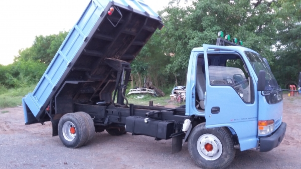 ขายหกล้อดั้มพ์ ISUZU NPR66LX-120HP เเอร์ เพาเวอร์ เอฟหน้า-หลัง ดั้มสามมิตร สภาพสวยพร้อมใช้ ขายหกล้อดั้มพ์ ISUZU NPR66LX-120HP เเอร์ เพาเวอร์ เอฟหน้า-หลัง ดั้มสามมิตร สภาพสวยพร้อมใช้