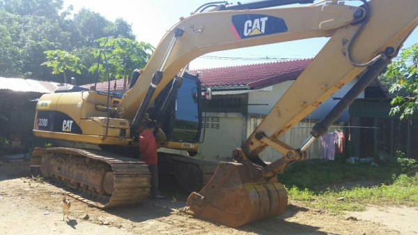 ขายถูกรถแบคโฮ CAT315D สวยเดิมๆเครื่องดีปั้มดีโซ่หนาเอวแน่นเอกสารใบอินวอย ขายถูกรถแบคโฮ CAT315D สวยเดิมๆเครื่องดีปั้มดีโซ่หนาเอวแน่นเอกสารใบอินวอย