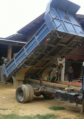 ขาย 385,000บ อีซุซุ NPR135 พาเวอร์ ล่างใหญ่ ดั้ม5คิว สภาพดีสวยเดิมพร้อมลุย เล่ม ทะเบียนพร้อมโอน