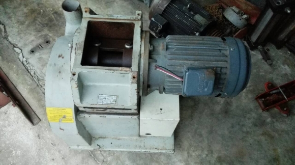 Sale>> เครื่องโม่สับระเอียด Queen Machinery Taiwan งานอกสภาพสวย พร้อมใช้ โทร 089-2499-123 นครปฐม