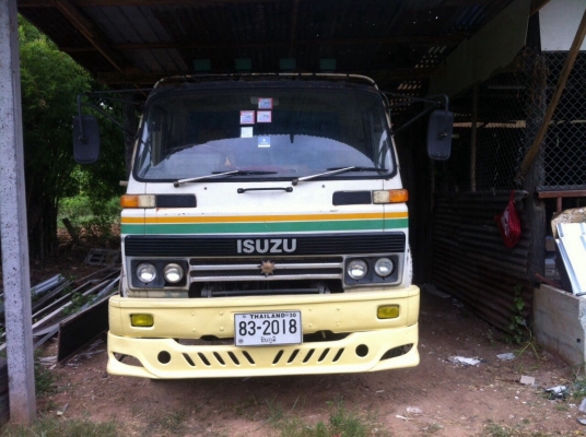 ขาย 10 ล้อดั้ม เพลาเดียว ISUZU JCM คัสซีสวยตลอดเส้น เครื่อง 6BD1 165 แรงม้า สโลว์อินเตอร์ พวงมาลัยพาวเวอร์ ทะเบียนพร้อมโอนครับ