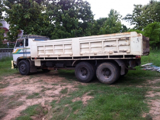 ขาย 10 ล้อดั้ม เพลาเดียว ISUZU JCM คัสซีสวยตลอดเส้น เครื่อง 6BD1 165 แรงม้า สโลว์อินเตอร์ พวงมาลัยพาวเวอร์ ทะเบียนพร้อมโอนครับ