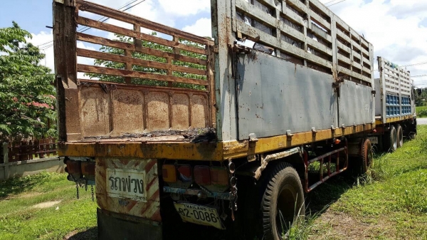 ขายรถพ่วง แม่-ลูกไม่ดั้ม HINO เครื่อง EP100 เทอร์โบ 280 แรงม้า คัสซีสวยตลอดเส้น ช่วงล่างแน่น แอร์เย็น ทะเบียนพร้อมโอนครับ