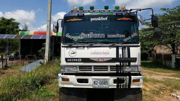 ขายรถพ่วง แม่-ลูกไม่ดั้ม HINO เครื่อง EP100 เทอร์โบ 280 แรงม้า คัสซีสวยตลอดเส้น ช่วงล่างแน่น แอร์เย็น ทะเบียนพร้อมโอนครับ