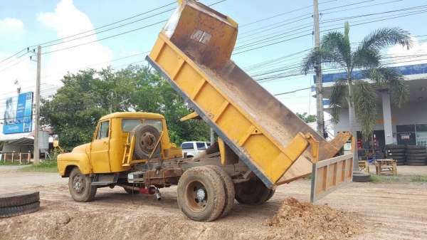 ขาย 6 ล้อดั้ม หัวยาว คัสซีสวยตลอดเส้น เครื่อง DA120 พวงมาลัยพาวเวอร์ เบรคลมดัน สโลว์กลาง ทะเบียนพร้อมโอน