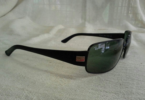 แว่นตากันแดดอันดับหนึ่ง RAY-BAN ACTIVE LIFESTYLE made in ITALY แท้