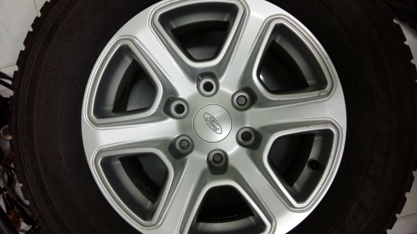 ขายล้อแม๊กเดิมFORD RANGER 2.2WINDTRACK4x4 2015