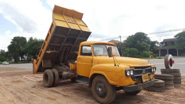 ขาย 6 ล้อดั้ม หัวยาว คัสซีสวยตลอดเส้น เครื่อง DA120 พวงมาลัยพาวเวอร์ เบรคลมดัน สโลว์กลาง ทะเบียนพร้อมโอน